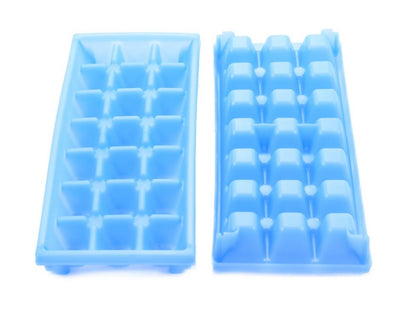 Camco Mini Ice Cube Trays - 2 Pack 9" x 4" x 1" Bilingual