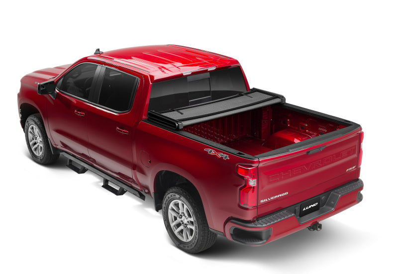 Lund 99-07 Chevy Silverado 1500 (6.5ft. Bed) Genesis Elite Tri-Fold Tonneau Cover - Black 95853