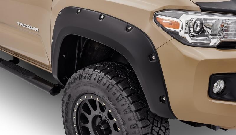 Bushwacker 16-18 Toyota Tacoma Pocket Style Flares 2pc 60.5/73.7in Bed - Black 30047-02 Main Image