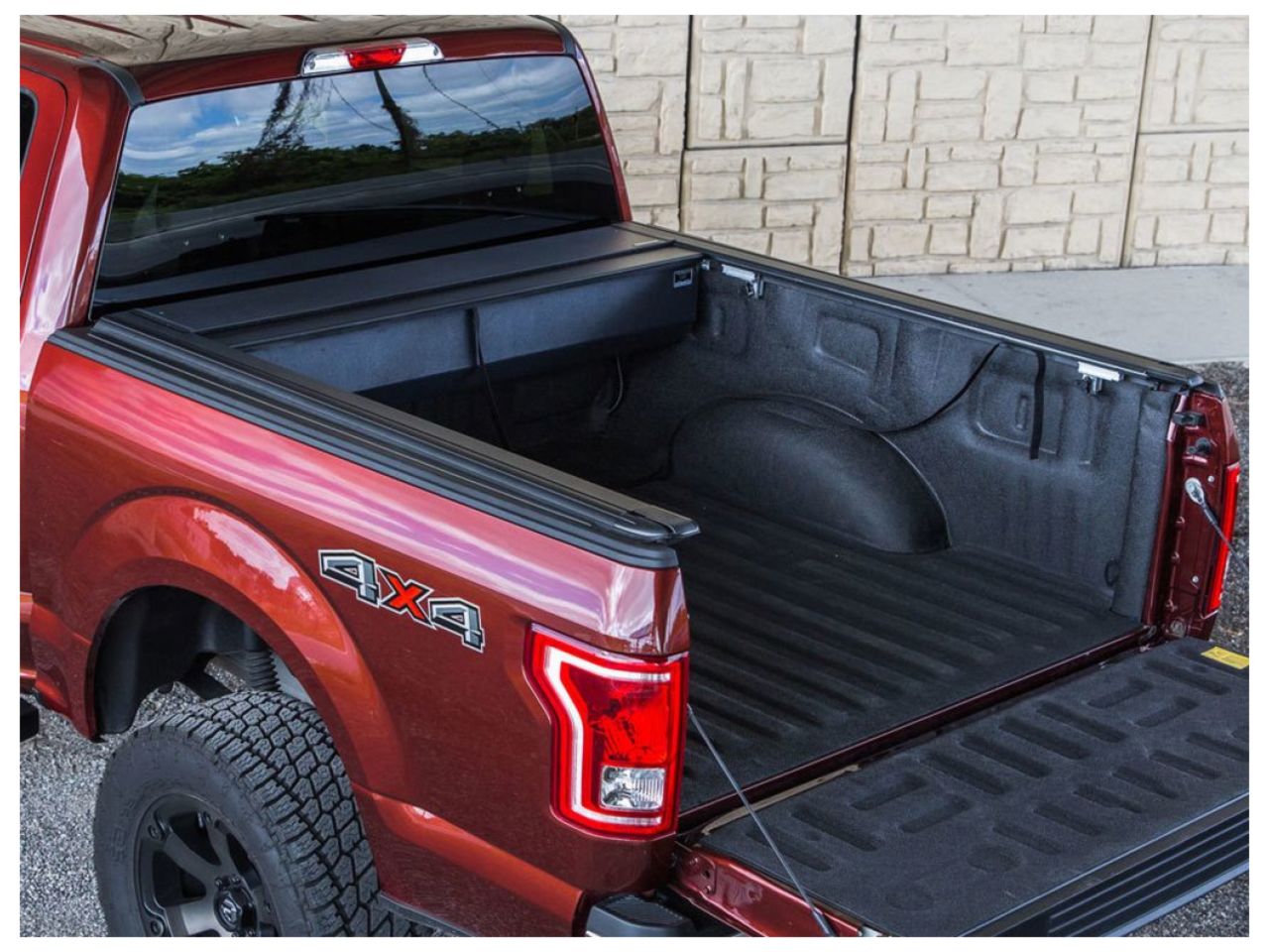 Pace Edwards 16-17 Toyota Tacoma Double Cab 5ft 1in Bed UltraGroove Tonneau Cover