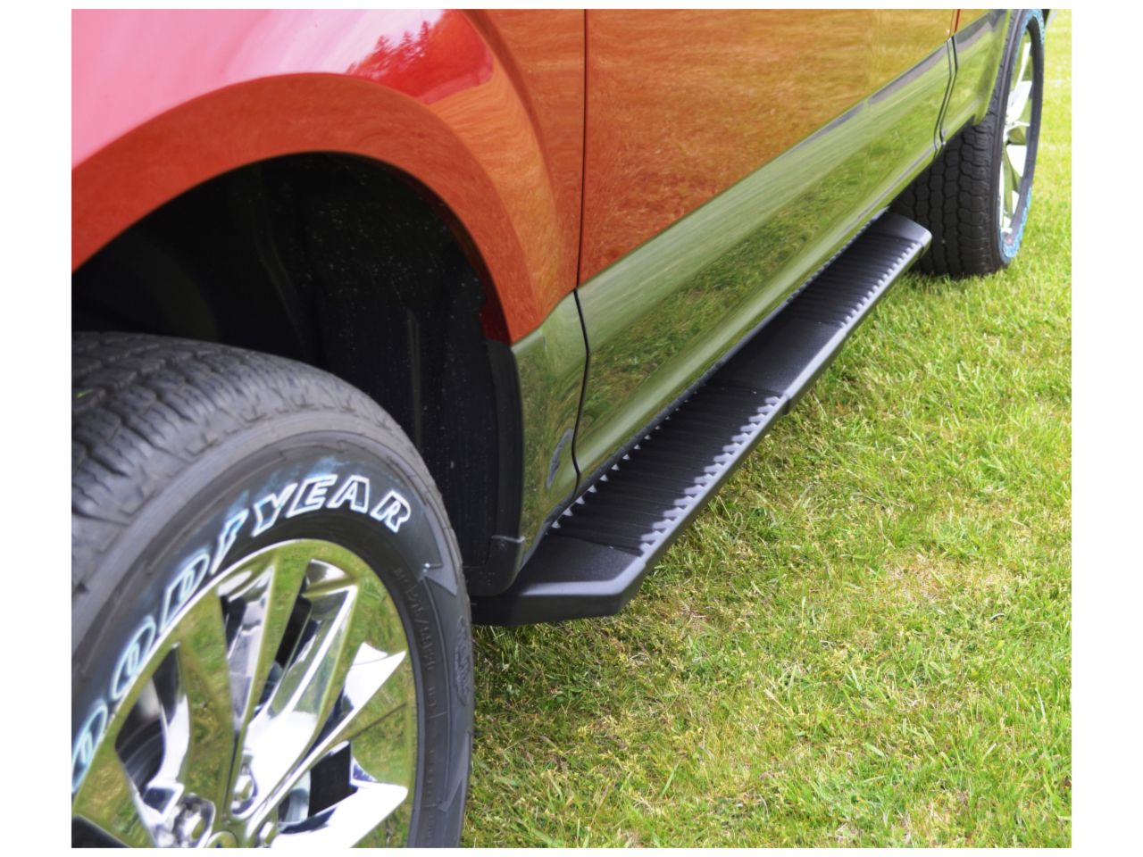 Owens Running Boards 17-19 Ford F-250 F-350 Black