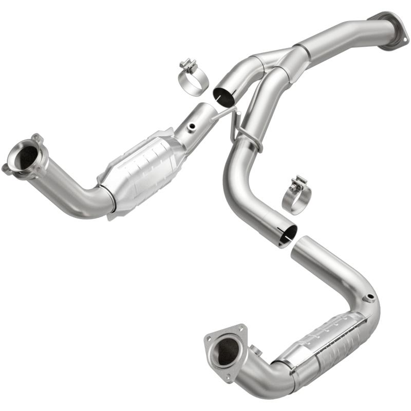 MagnaFlow Conv Direct Fit 11-16 Chevrolet Silverado 2500HD/3500HD / GMC Sierra 2500HD/3500HD 21-252 Main Image