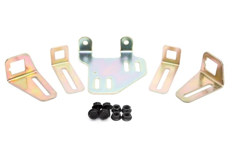 Edelbrock GM LS1 Throttle Bracket for Carbureted Applications W Throttle Cruise Control 8029 Main Image