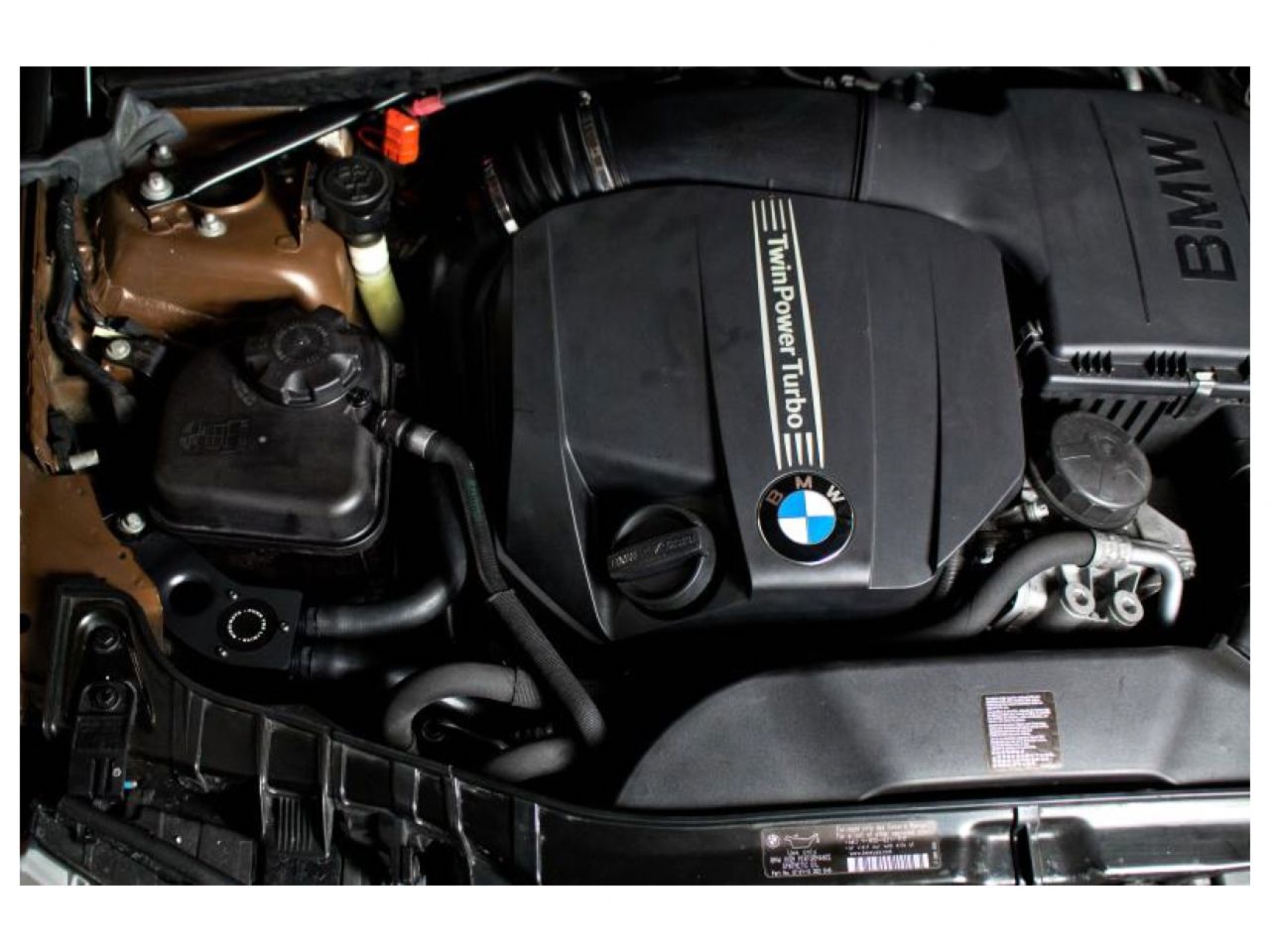 Mishimoto BMW 335I/335XI/135I Baffled Oil Catch Can, 2011-2013