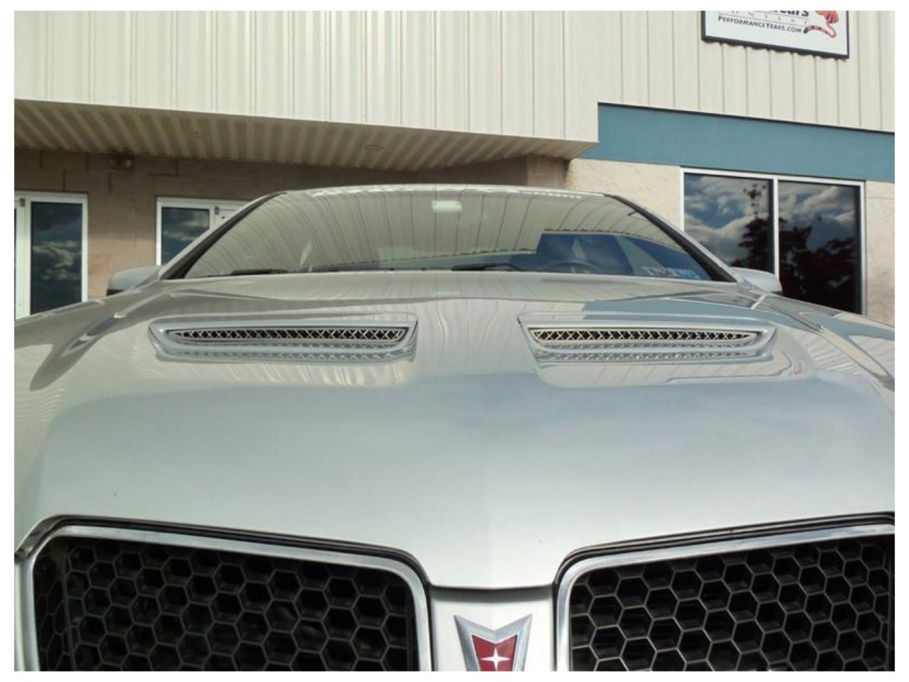 American Car Craft (ACC) Grille Insert;Pontiac G8 Grille Laser Mesh Hood Insert 2Pc Base GT GXP