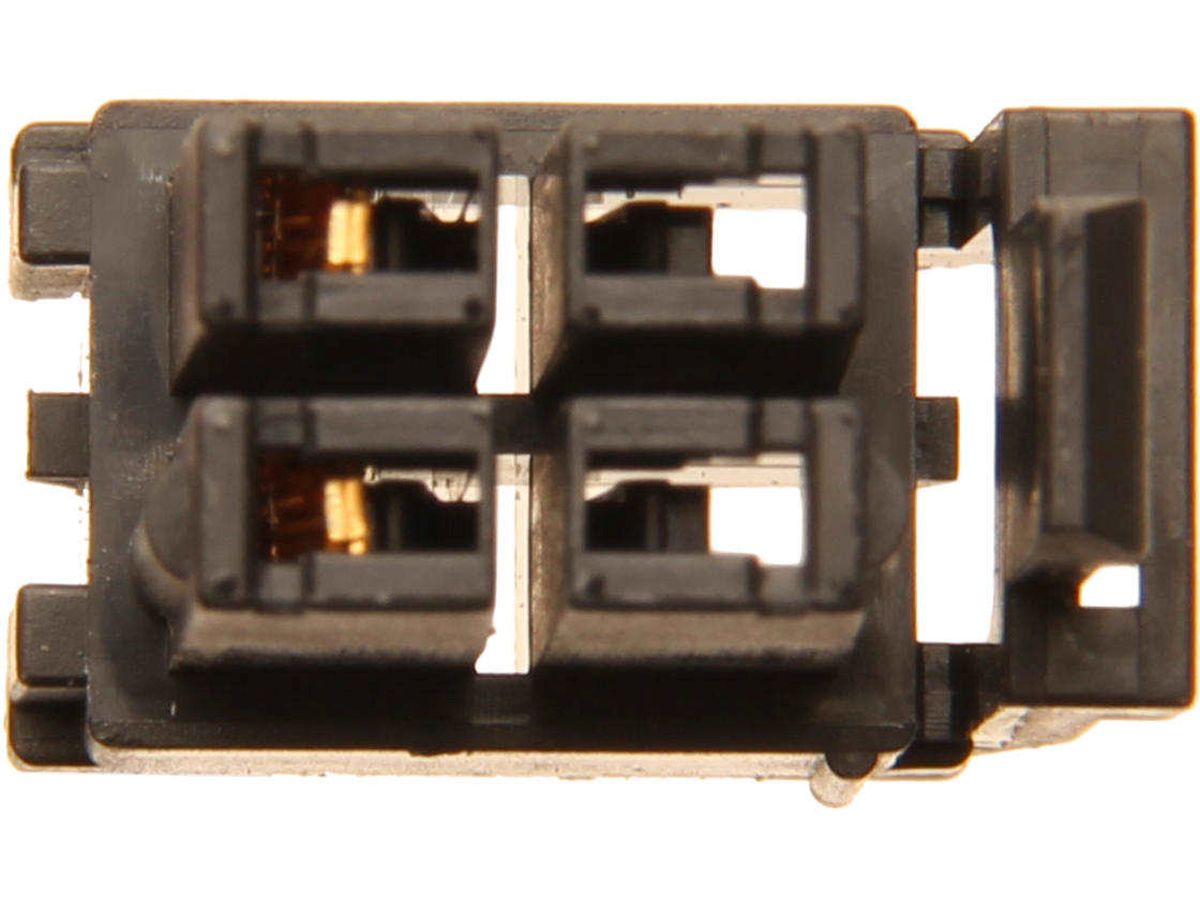 Genuine Parts Company Xenon Lighting Ballast Connector