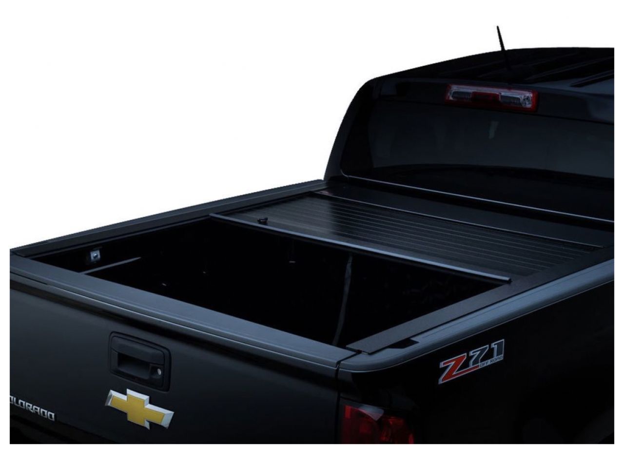 Pace Edwards 2017 Nissan Titan 5ft 7in Bed JackRabbit Tonneau Cover