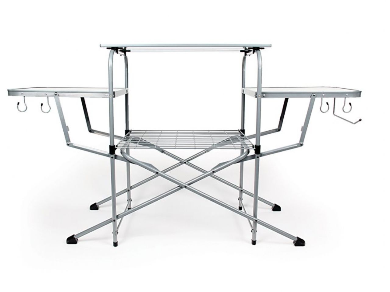 Camco Deluxe Grilling Table - Table