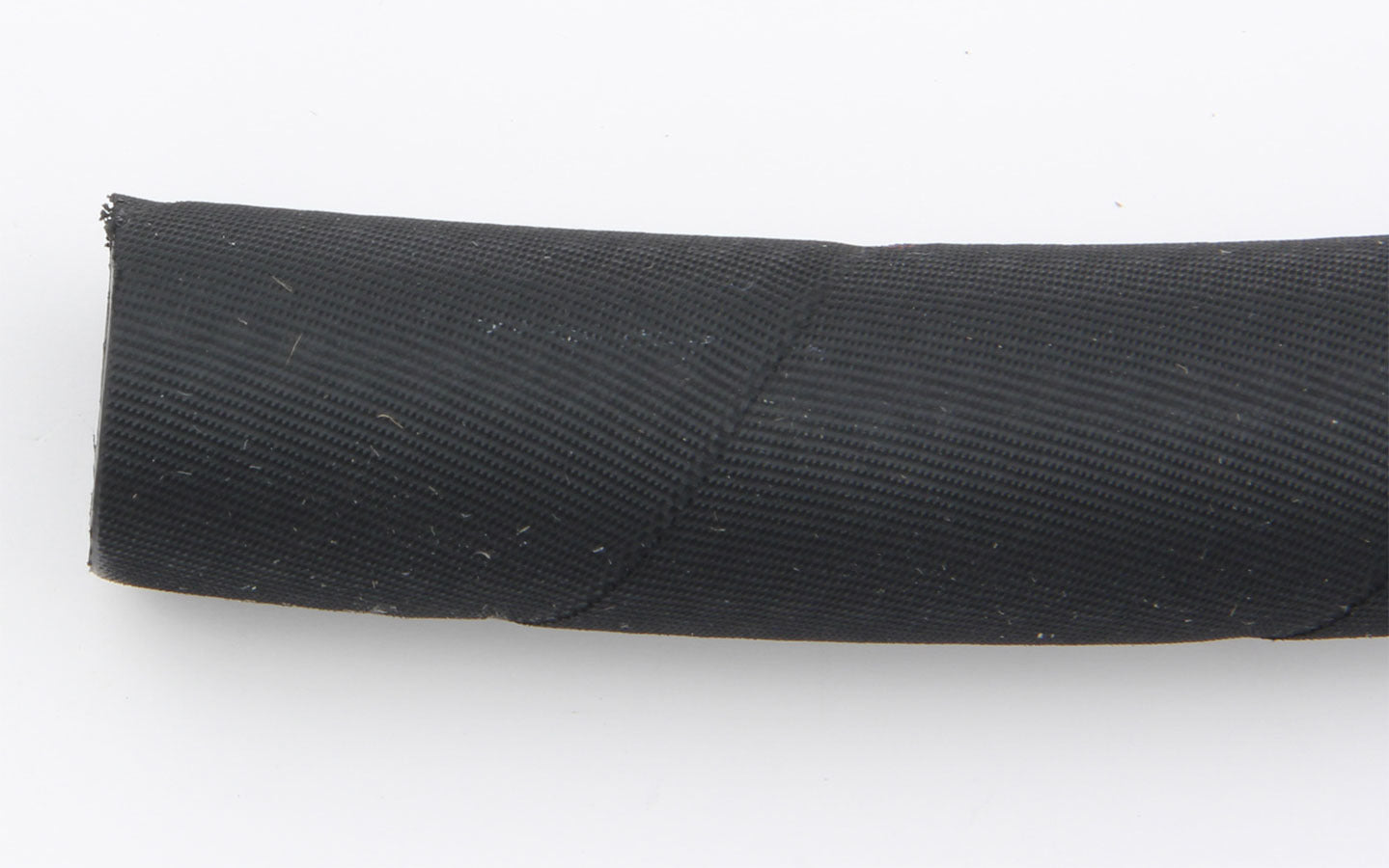 Aeroquip #6 AQP Socketless Hose Black 25ft AERFCN0625
