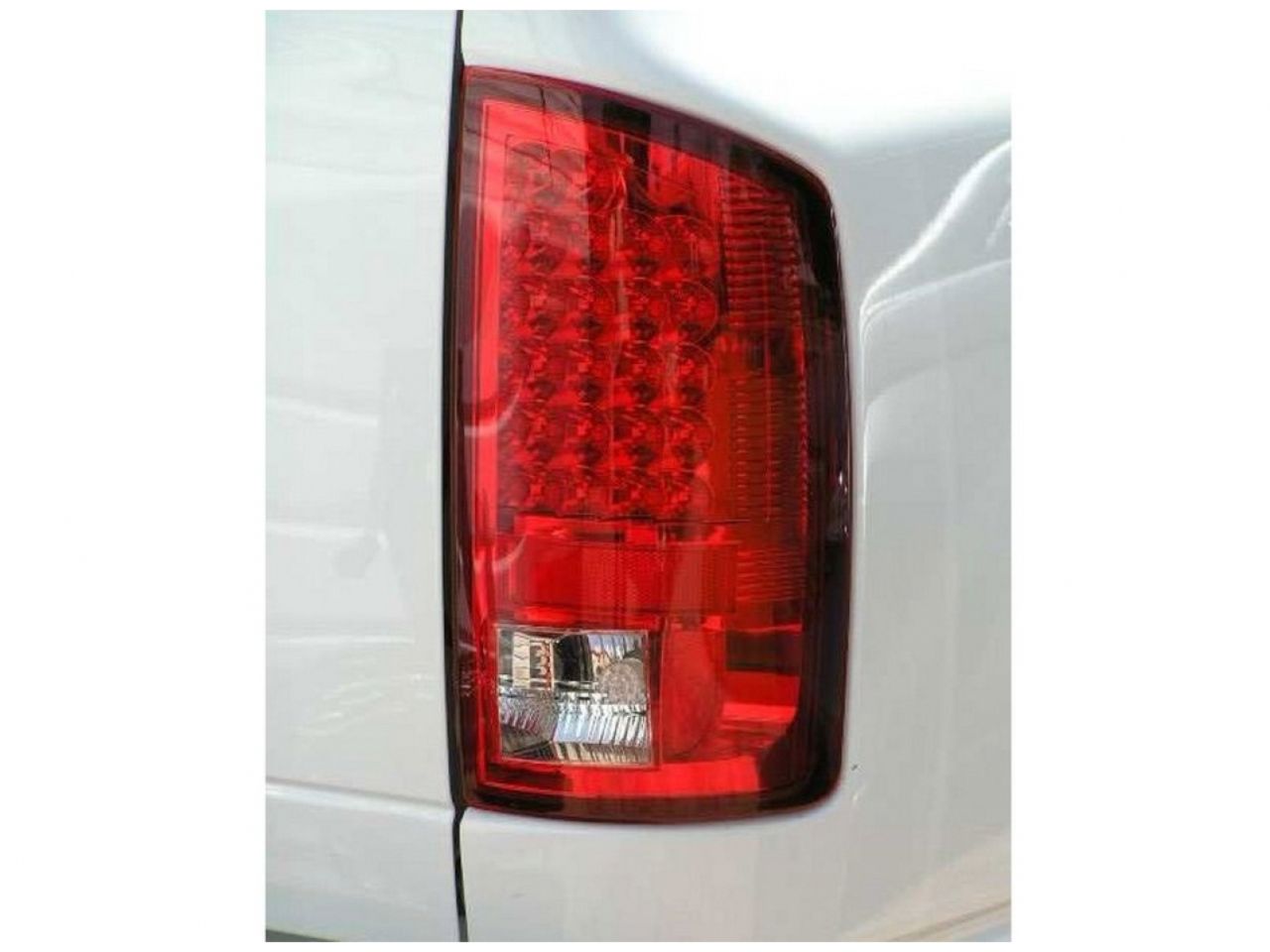 Spyder Dodge Ram 1500 09-17 / Ram 2500/3500 10-17 LED Tail Lights