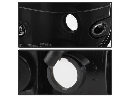 Spyder Toyota Tacoma 01-04 Euro Style Tail Lights - Black (SKU #5007834)