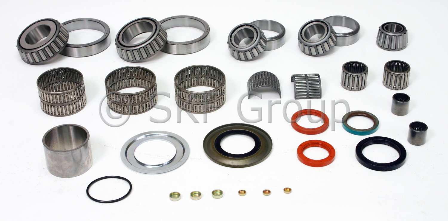 SKF Manual Transmission Bearing and Seal Overhaul Kit  top view frsport STK300-ZF