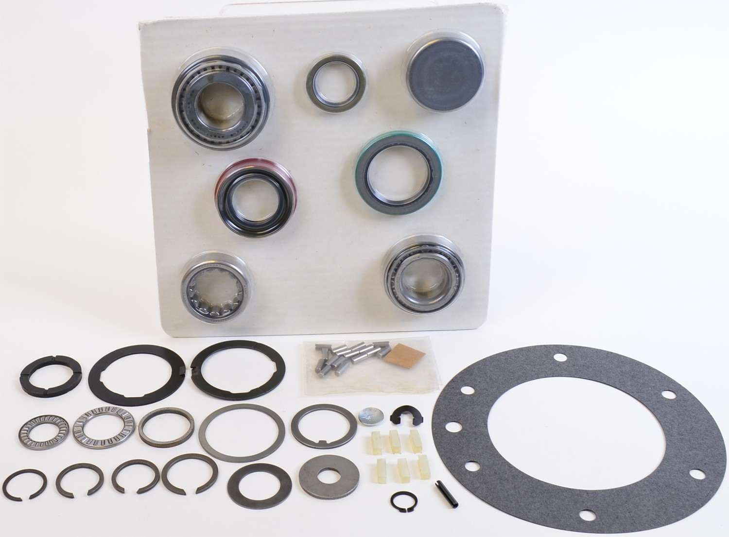 SKF Manual Transmission Bearing and Seal Overhaul Kit  top view frsport STK5