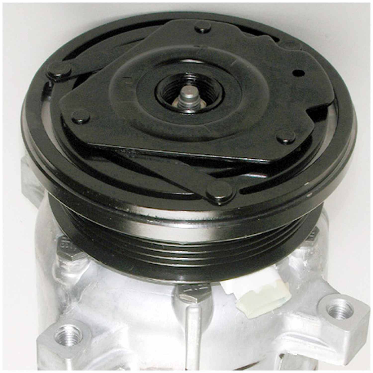 Delphi A/C Compressor  top view frsport CS0057