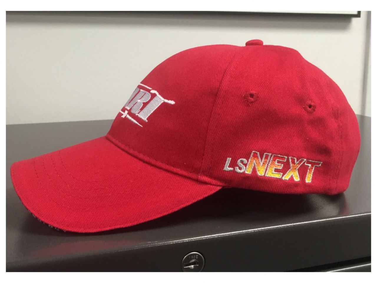 Dart Red  Cap