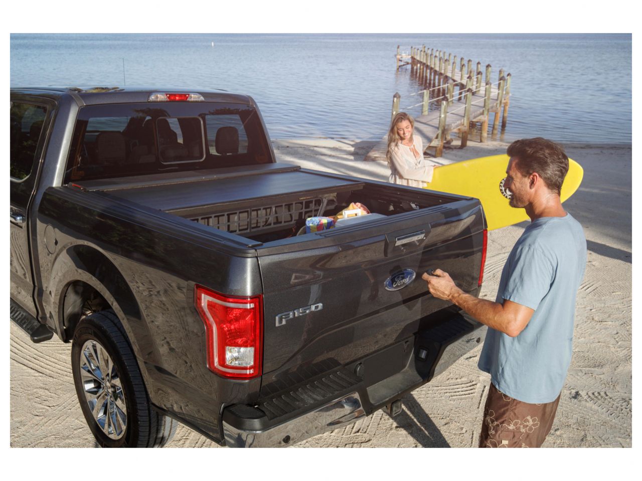 Roll N Lock 16-23 Tacoma Double Cab, 5' 1" w/out Trail Special Edition Storage Boxes E-Series Tonneau Covers