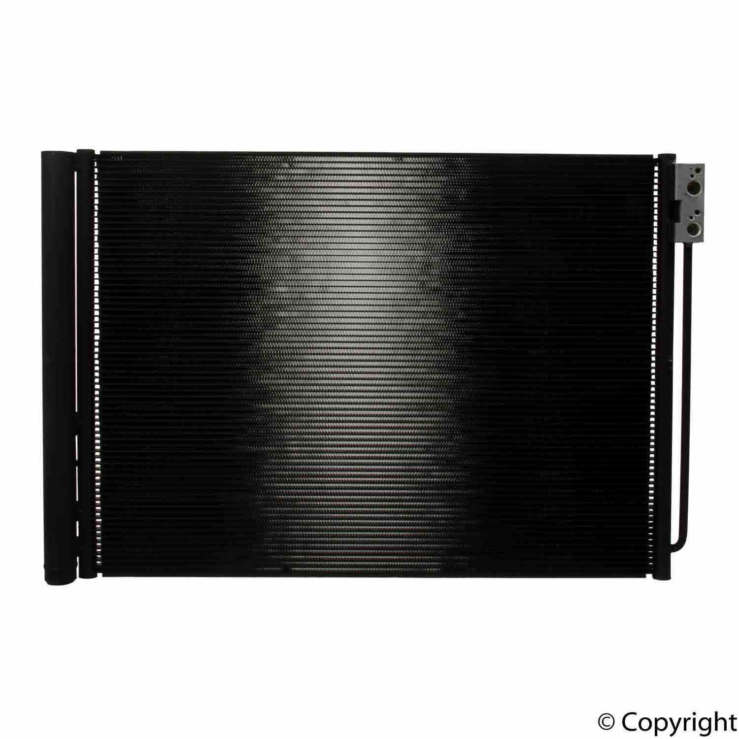 Nissens A/C Condenser  top view frsport 940110