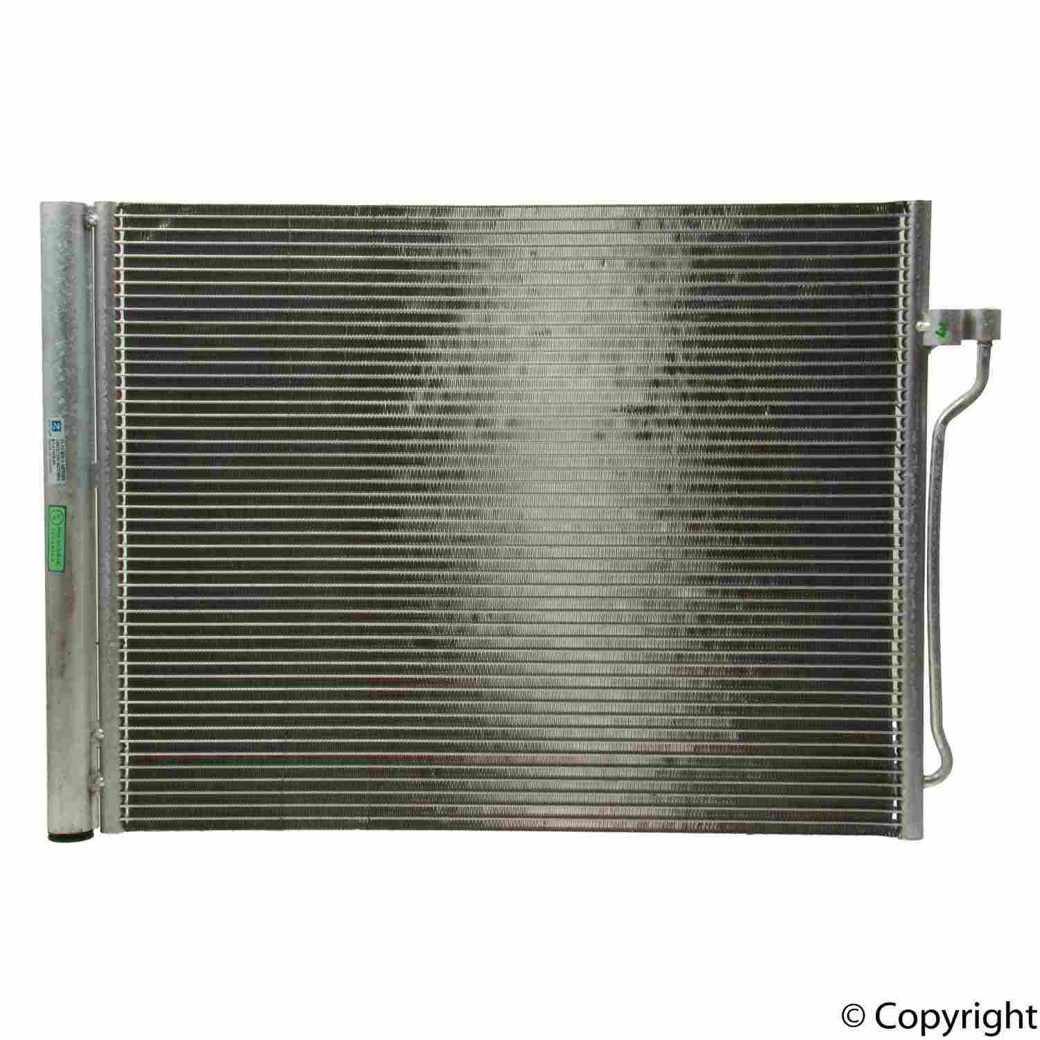 Nissens A/C Condenser  top view frsport 940288