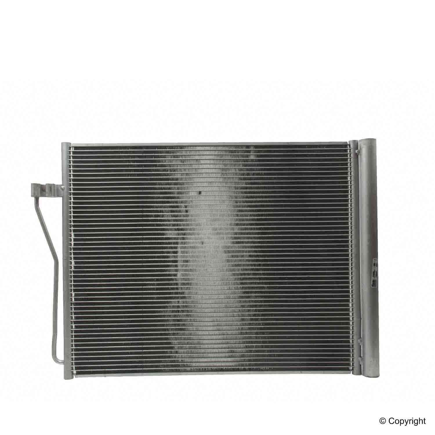 Nissens A/C Condenser  top view frsport 940308