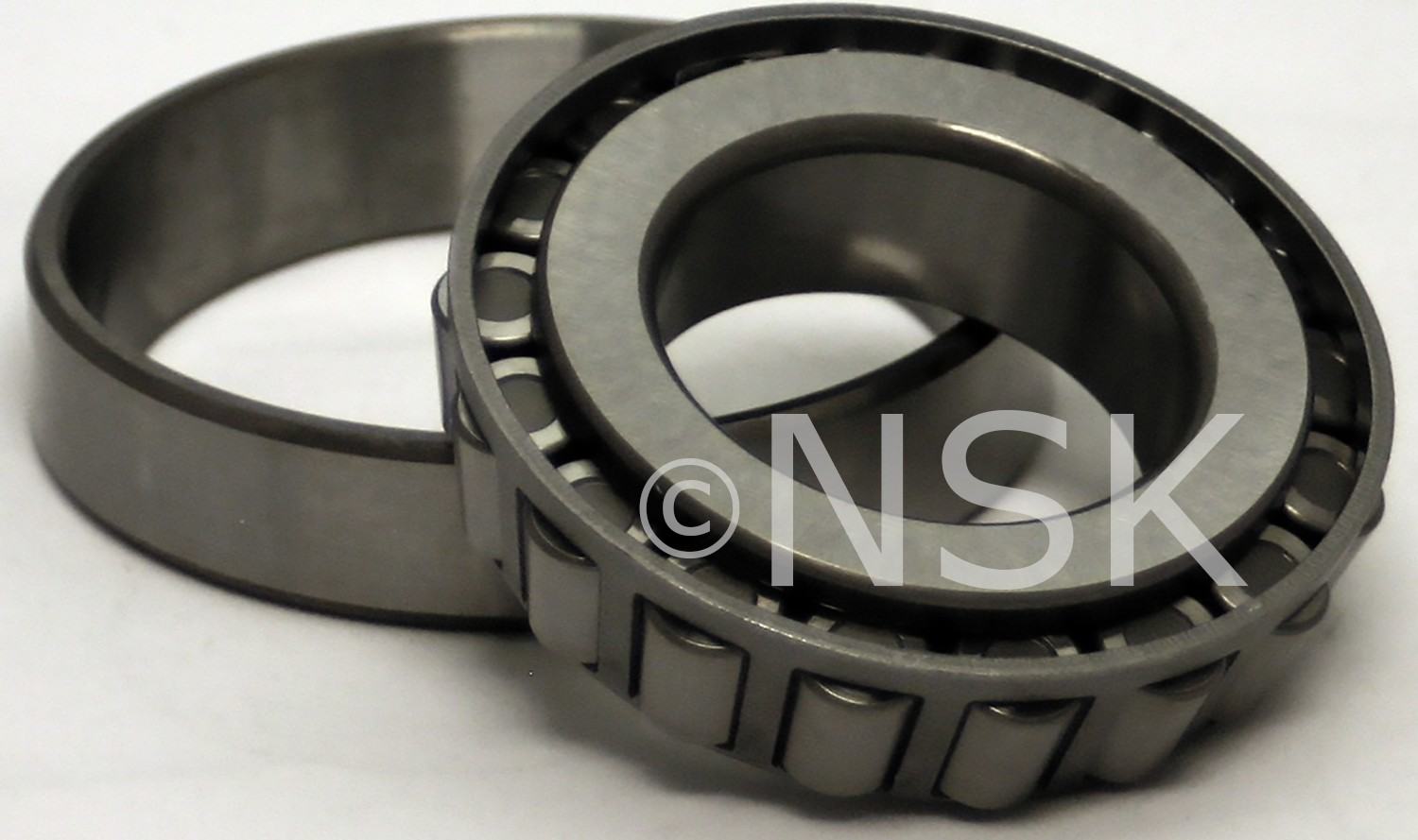 nsk drive axle shaft bearing  frsport 30208j