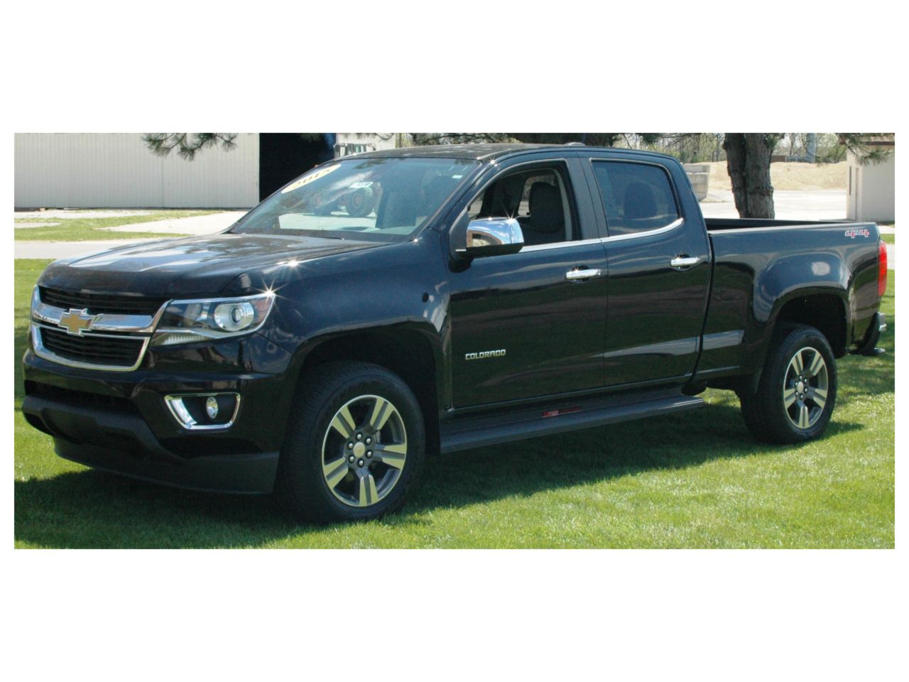 Owens Running Boards 15-18 Chevrolet Colorado GMC Canyon W/Out Flares Black