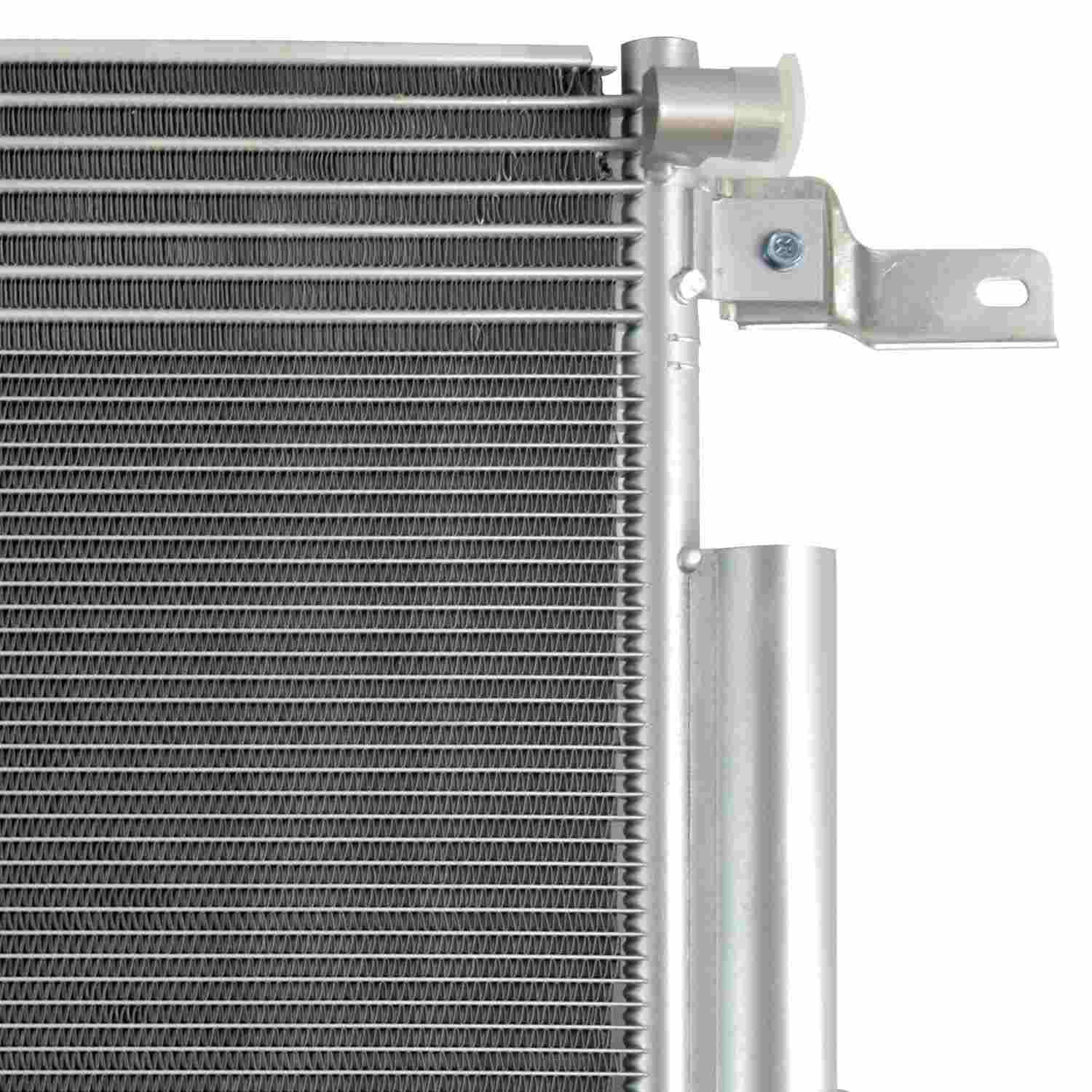 osc a/c condenser  frsport 3894