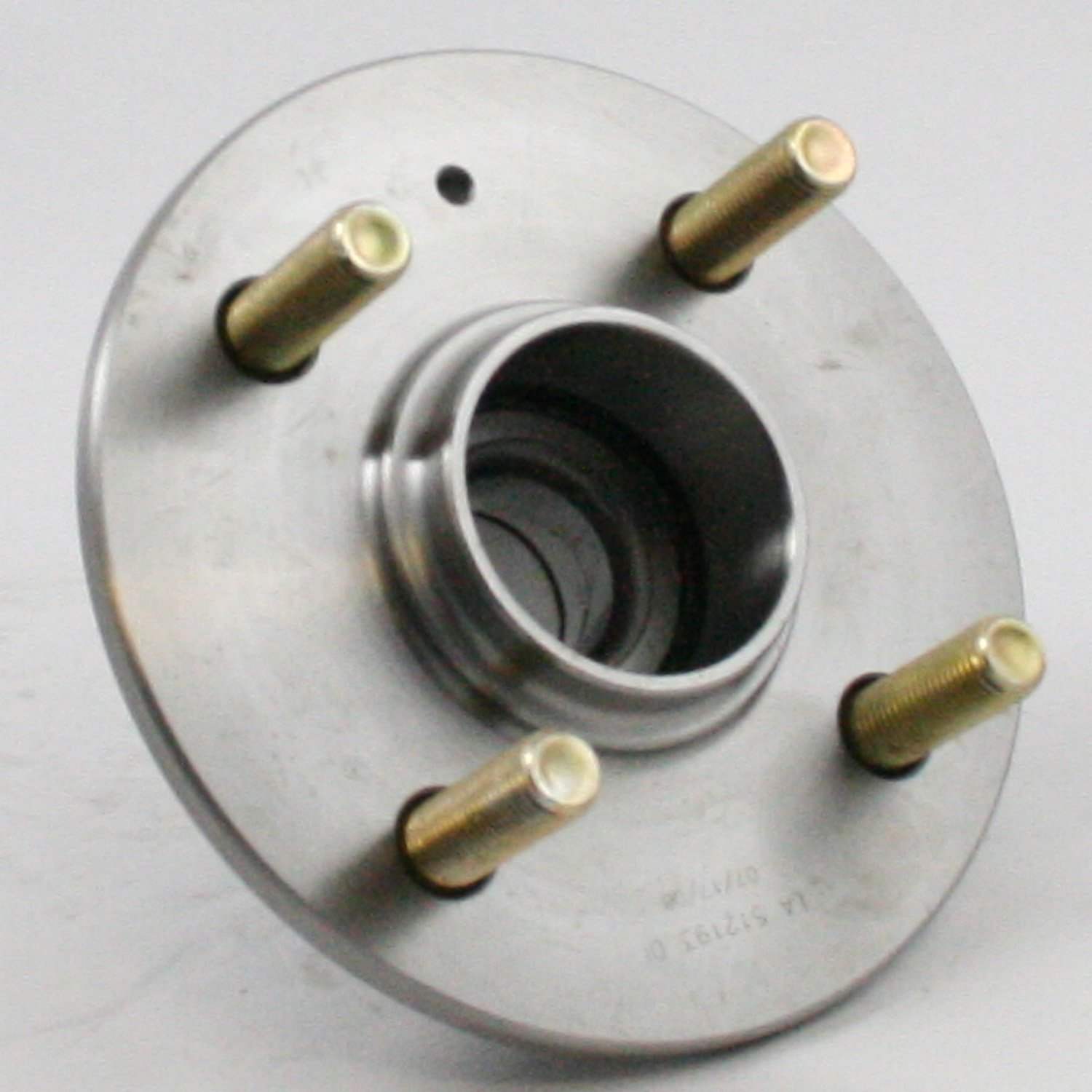 DuraGo DuraGoÂ® Premium Hub Assembly  top view frsport 295-12193