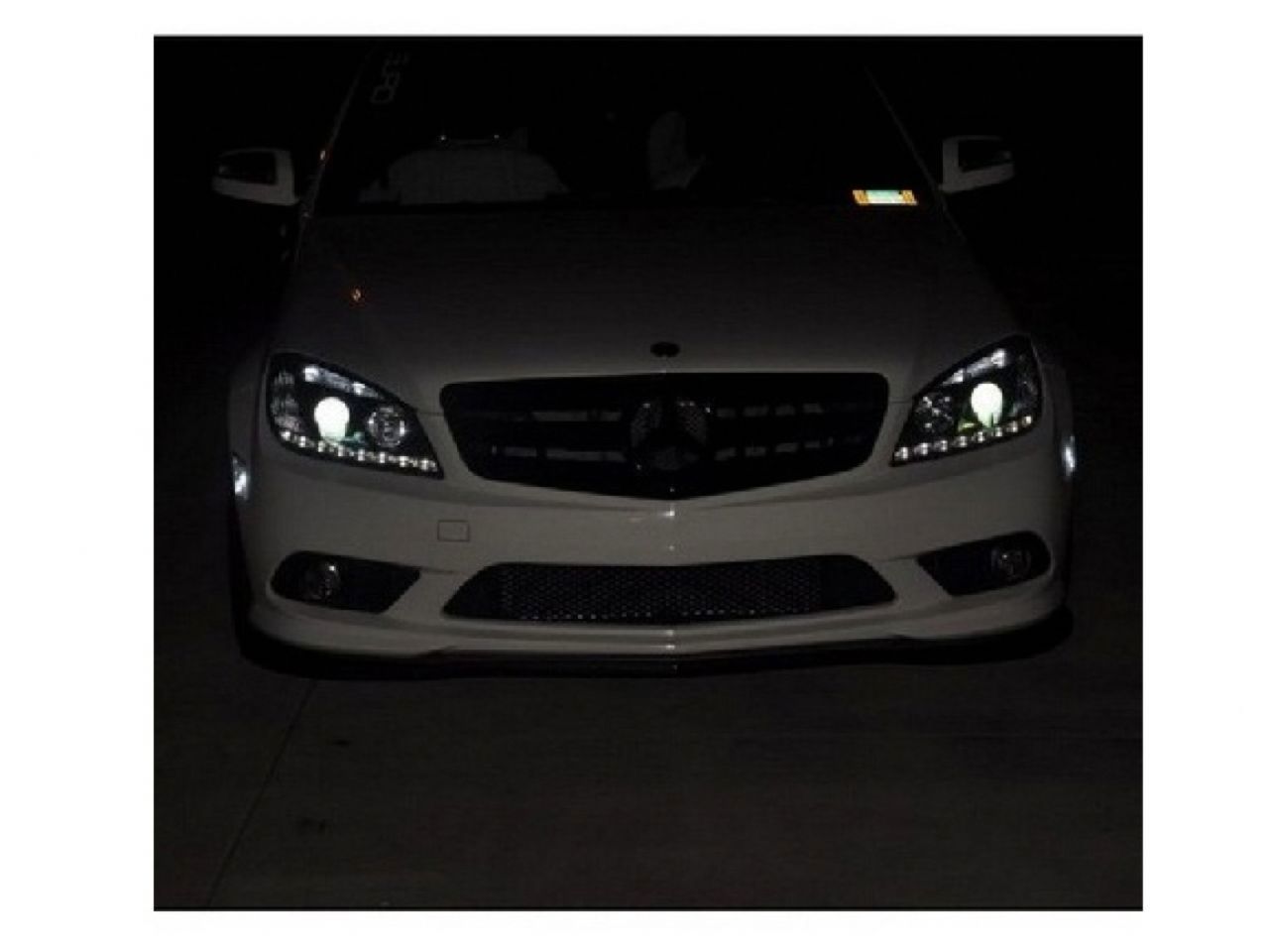 Spyder Mercedes Benz C-Class 08-11 Projector Headlights - Halogen Model Only