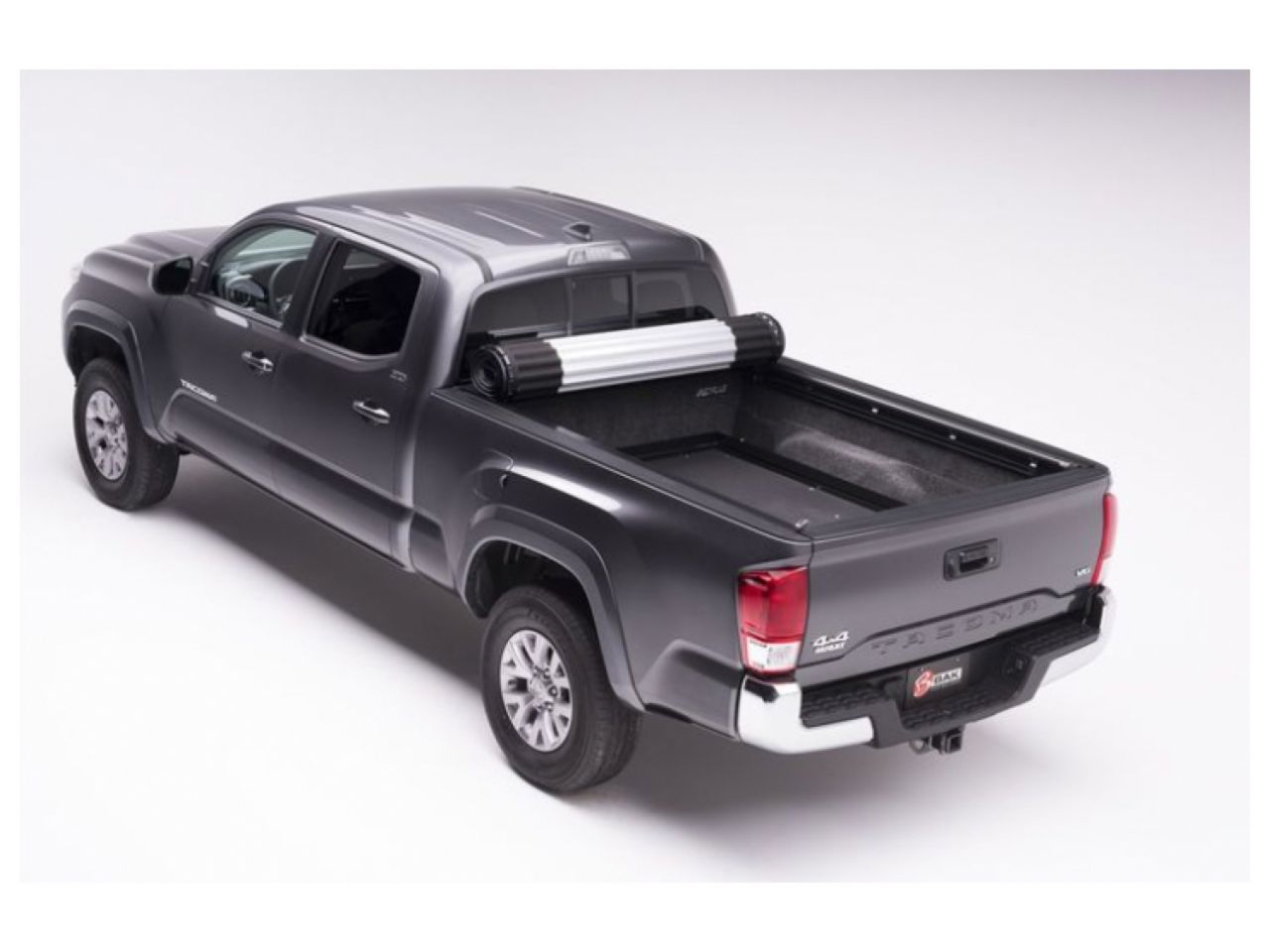 BAK Revolver X2 16+ Toyota Tacoma 5ft w/ Deck Rail System