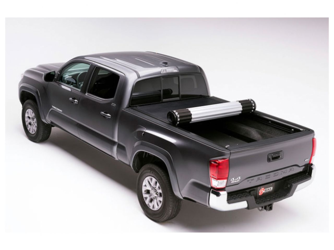 BAK Revolver X2 16-23 Toyota Tacoma 6.2ft Bed