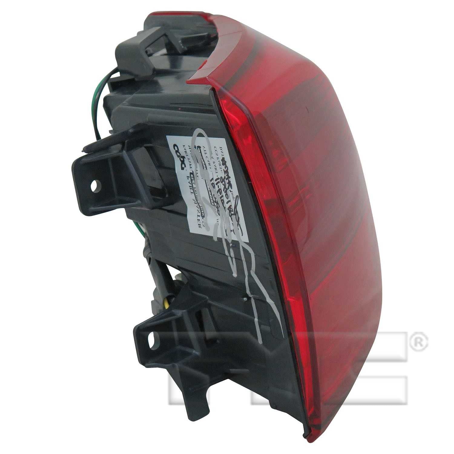 tyc tail light assembly  frsport 11-6763-00-9