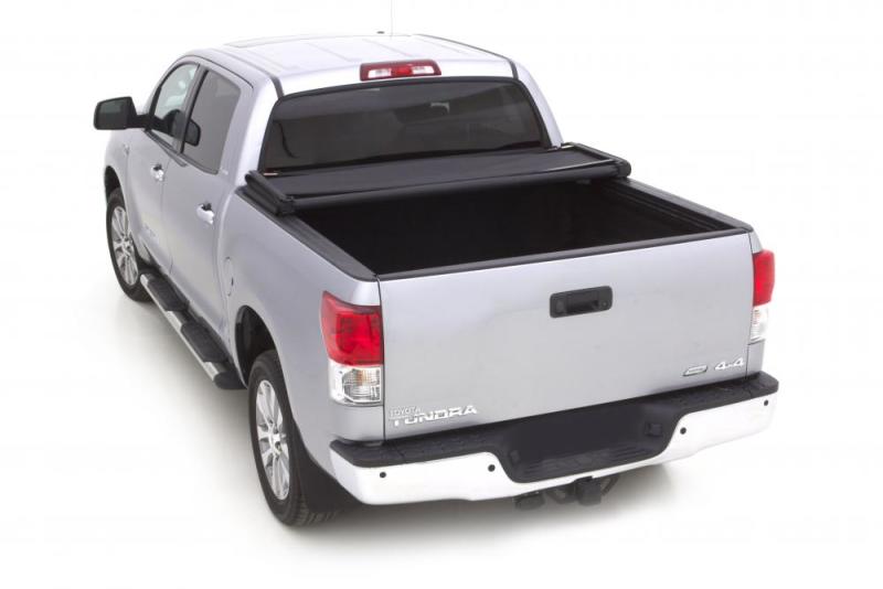 Lund 16-17 Toyota Tacoma (6ft. Bed) Genesis Elite Tri-Fold Tonneau Cover - Black 958185