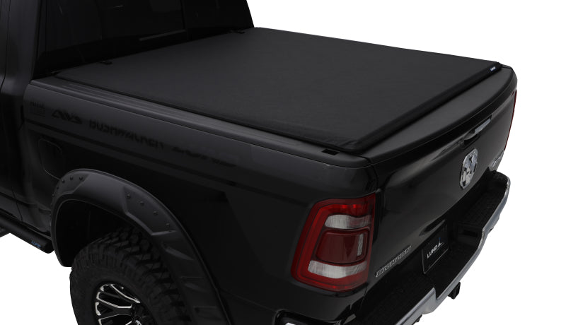 Lund 02-17 Dodge Ram 1500 (5.5ft. Bed) Genesis Elite Roll Up Tonneau Cover - Black 96865