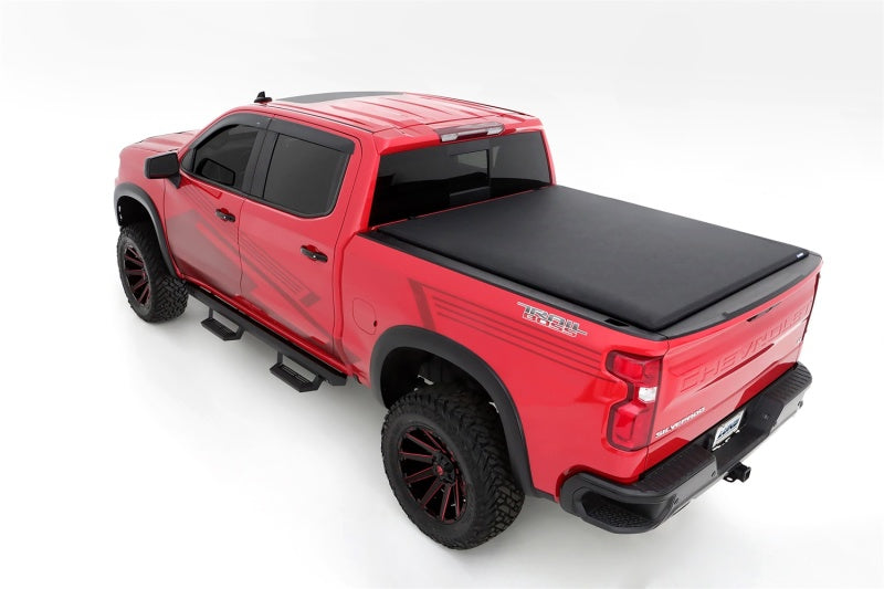 Lund 2019 Chevrolet Silverado 1500 (5.5ft. Bed) Genesis Elite Roll Up Tonneau Cover - Black 968292