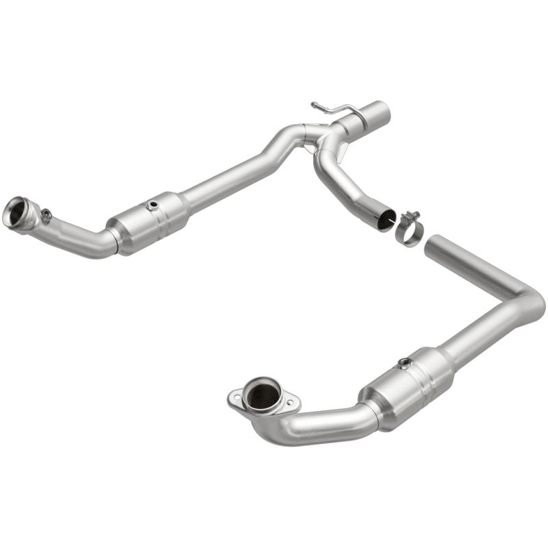 Magnaflow Conv DF 2009-2012 E-150 5.4 L Underbody 52294 Main Image