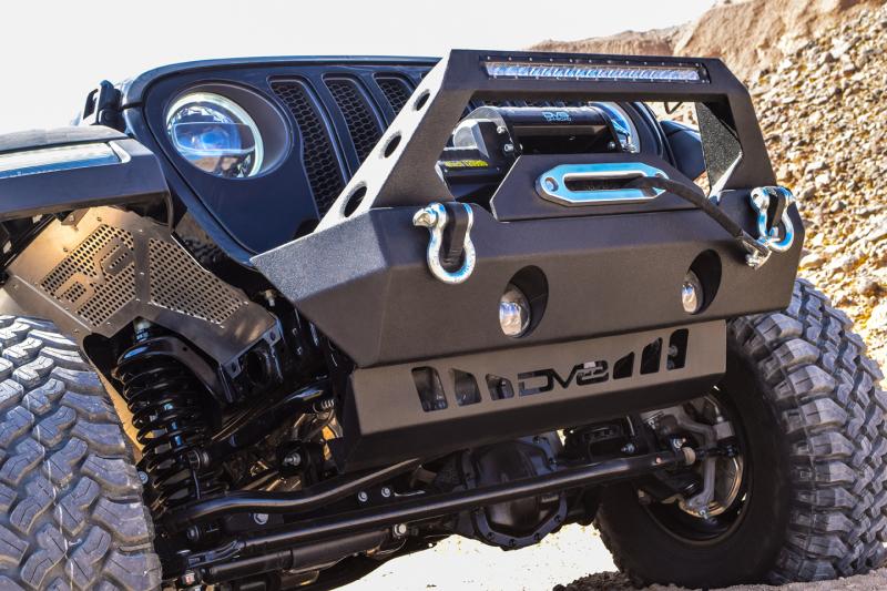 DV8 Offroad 2018+ Jeep Wrangler JL Front Sway Bar Skid Plate / Sway Bar Disconnect SPJL-01 Main Image