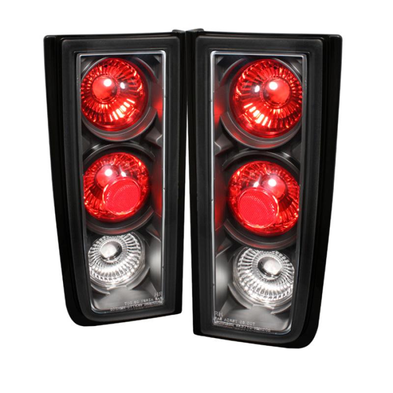 Spyder Hummer H2 01-05 (Non H2T)Euro Style Tail Lights Black ALT-YD-HH2-BK 5005199 Main Image