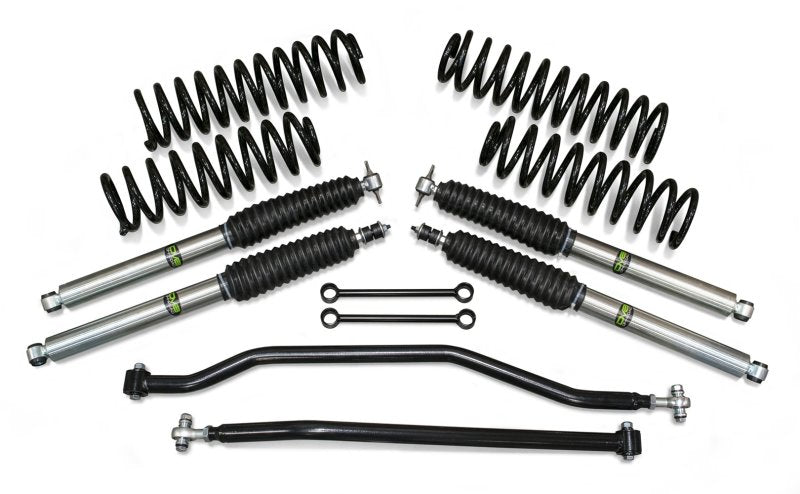 DV8 Offroad 07-18 Jeep Wrangler JK Rock Runner 3.5in Front & Rear Lift Kit w/ Track Bars RRJK-01