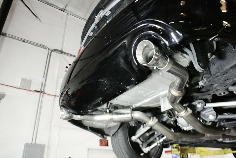 Megan Racing Exhaust System Midsection & Muffler for 2016+ Infiniti Q50 3.0 Twin Turbo - Burnt Blue Tips MR-CBS-IQ14X-BT-R + MR-CBS-IQ14X-M