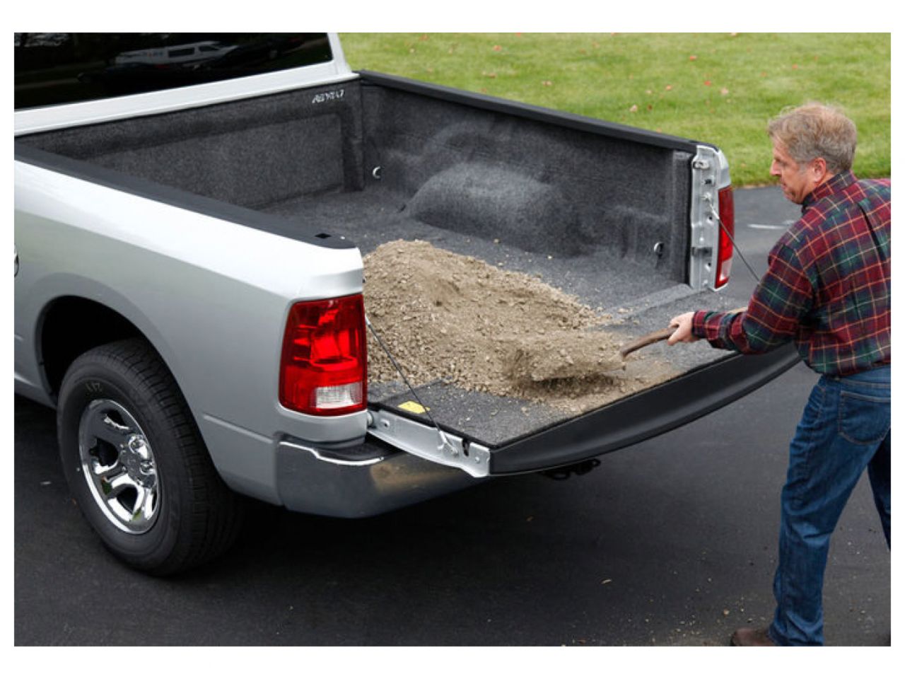Bedrug 09-18 (19 Classic) Dodge Ram 5'7" Bed With Rambox Bed Storage