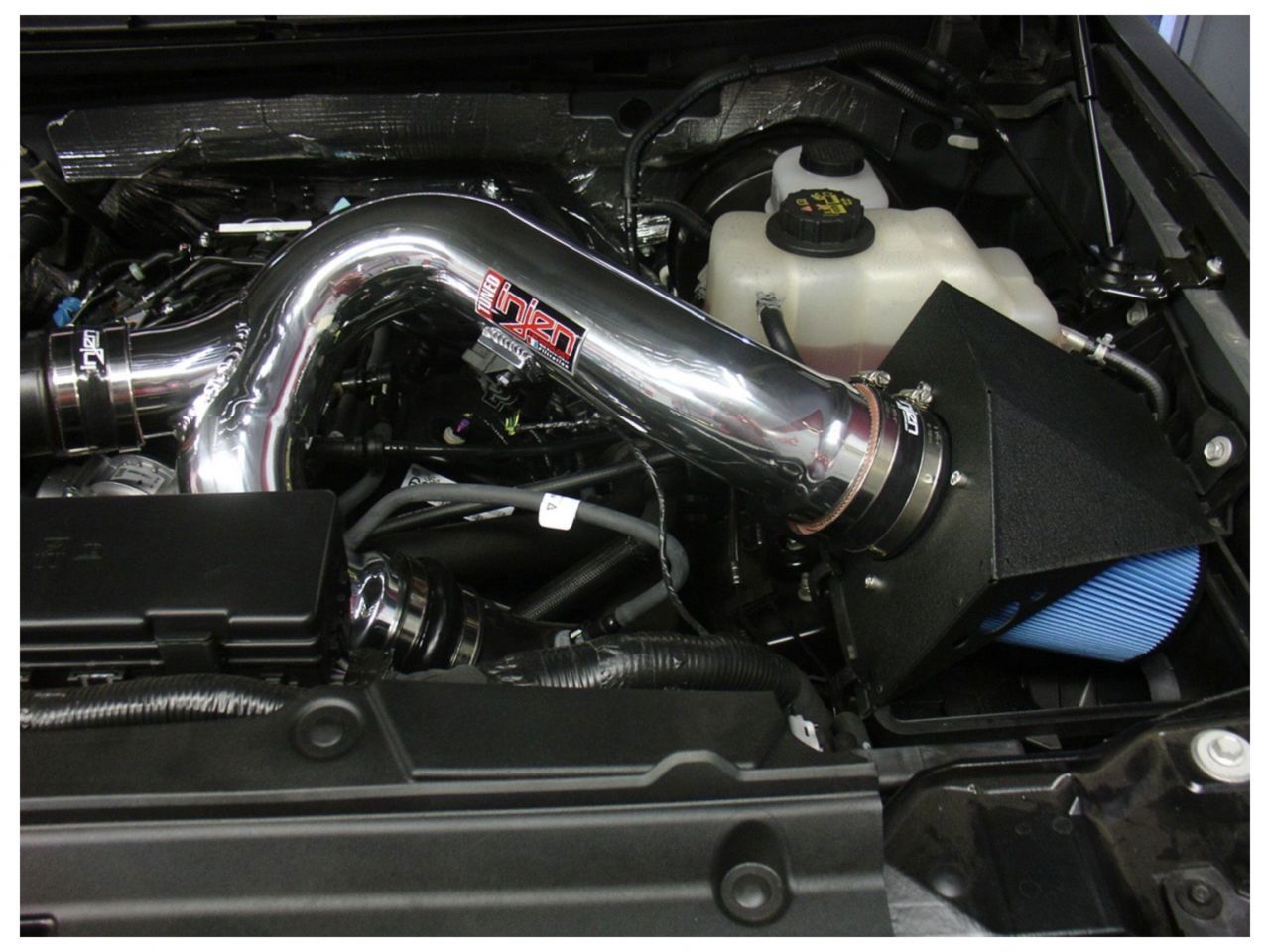 Injen Polished Short Ram Intake 12-13 Ford F-150 V6 3.5L Eco Boost Engine