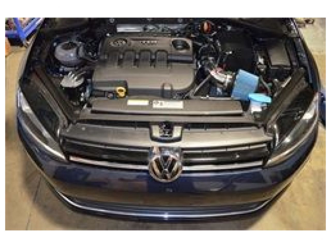 Injen 2015 Volkswagen Golf TDI MK7 2.0L (t) Polished SRI with MR Techn